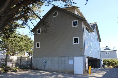 Captain's quarters Hotels in Moss Beach