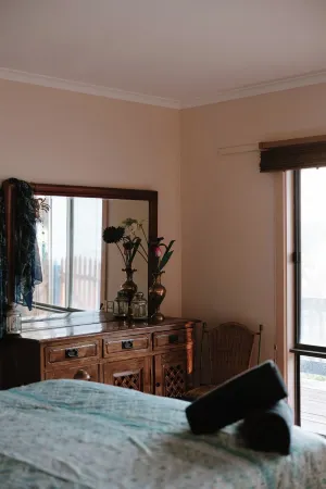 Coastal-View | Penneshaw Bush Retreat | 3BR Отели рядом с достопримечательностью «Kangaroo Island Sealink»