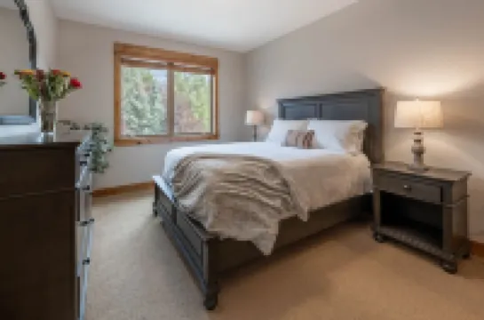 Hiking, Fishing, Biking, Skiing all within the valley 30 min from Jackson Hole