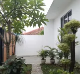 Unit Plumeria by Pekalongan Homestay Hotel di Pekalongan Barat