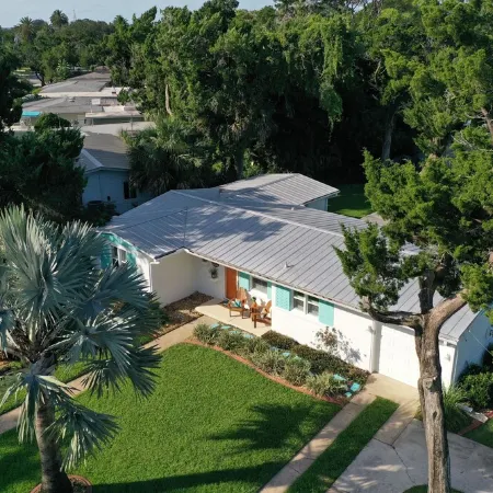 Boomerang Bungalow - Cozy, quiet retreat on Saint Augustine's Anastasia Island!