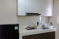Strategic and Comfy 2BR Apartment Springwood Residence By Travelio - 2-Star
