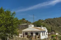 Traditional andalusian house // Long winter vacation offers !!