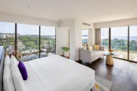 Vivanta Goa, Miramar Hotels in North Goa