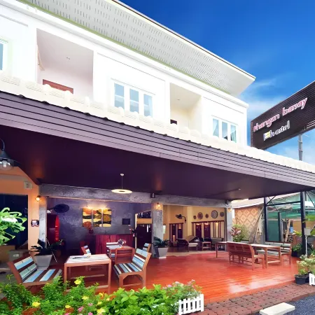 Phangan Barsay Hostel