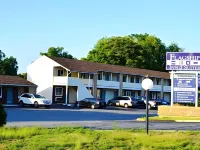 Flagship Inn & Suites Hotels in Groton