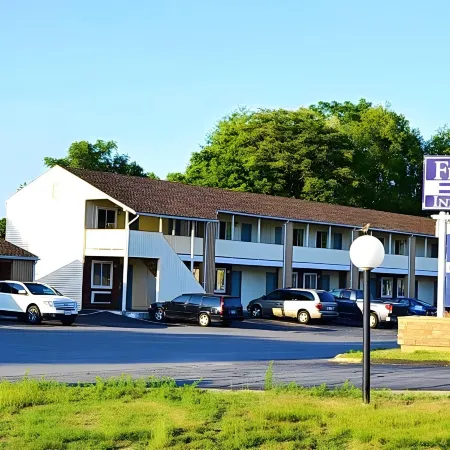 Flagship Inn & Suites