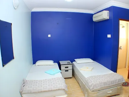 Taipann Hotel Отели рядом с достопримечательностью «Pandamaran Chinese Methodist Church (CAC)»