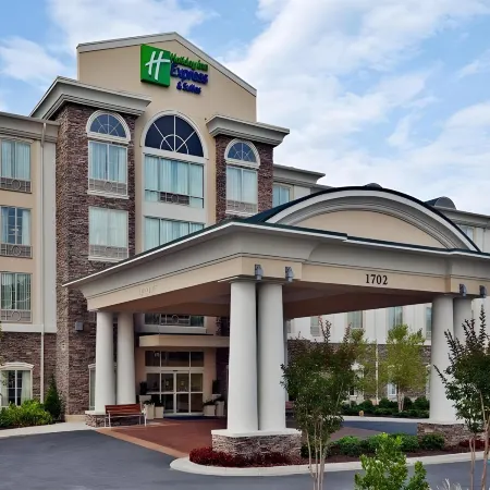 Holiday Inn Express & Suites Phenix City - FT. Benning by IHG