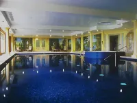 Danesfield House Hotel and Spa - С бассейном