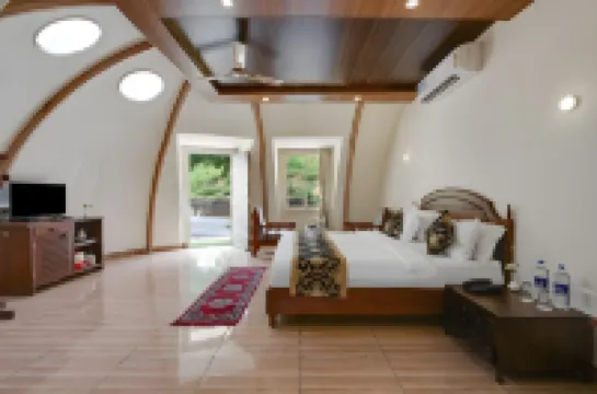 Kavish Holiday Hill Resort Hotels near Hill View Point