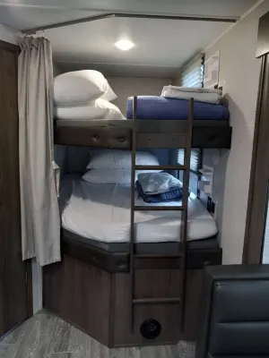 Elegant and spacious recreational vehicle minutes from Acadia National Park