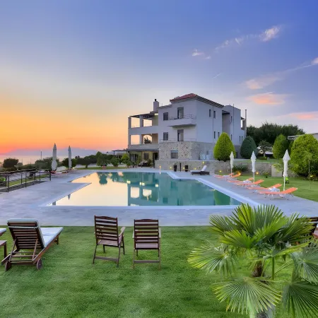 Marini Luxury Apartments and Suites