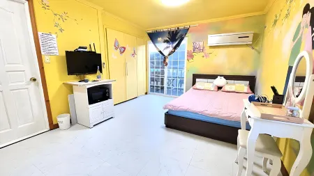 Anmyeondo Susukotdari Pension Отели рядом с достопримечательностью «Kkotji Beach»