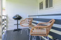 Fully renovated home, close to parks, river & beach