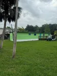Just a couple minute paddle to hospital hole in Weeki Wachee. Pet friendly.