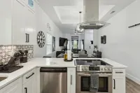 Minutes from Canyon Lake! Custom 3 Bedroom Home W/ Fire Pit. Perfect Location!