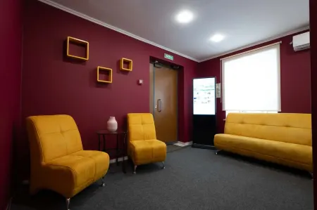 Hotel IQ Казань Отели рядом с достопримечательностью «Петропавловский собор»