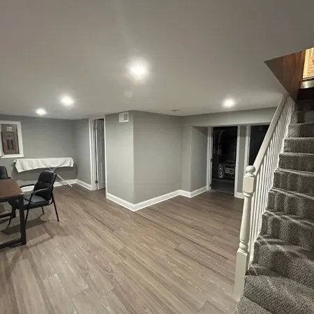 Spacious 4-bedroom house with AC and WiFi in fabulous Silver Spring
