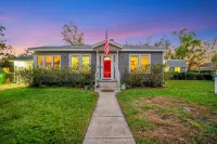 Outdoor Poolside Family Oasis - Historic Bradenton