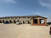 Clarion Hometown Inn Hotels in Wright County