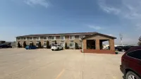 Clarion Hometown Inn