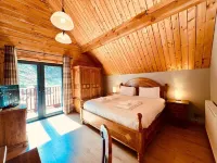 Lodges on Loch Ness Hotels near Loch Ness