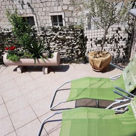 Rooms & Apartment Lasta
