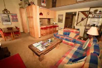 Discovery 4 #142, Loft - Jacuzzi