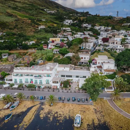 Hotel Ossidiana Stromboli Center