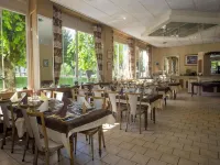 Hotel Au Val Doré Hotels in La Bourboule