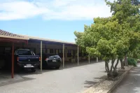 Angaston Vineyards Motel - parking