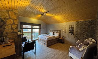 Tas Mahall Luxury Hotel