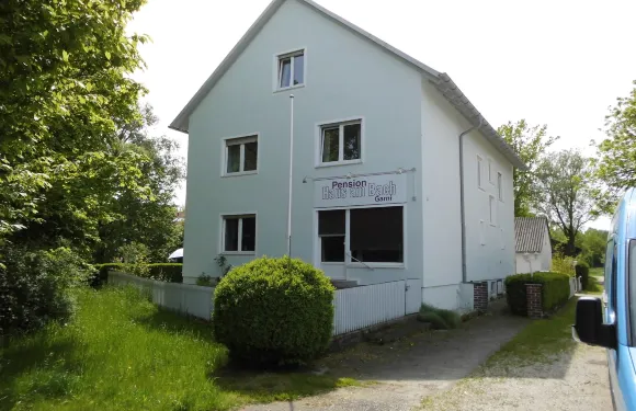 ARRIVEL 膳宿公寓 Haus am Bach