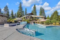 Diamond Peak Lane 20