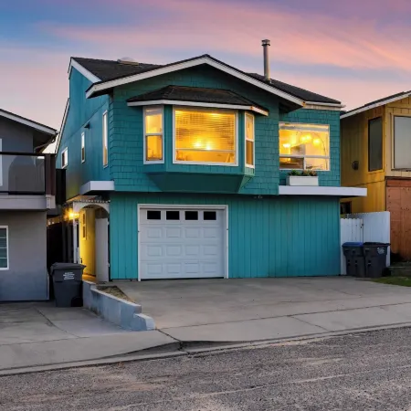 Steps to Beach w/ Patio+deck Foosball Happy Bottom Beach House by Avantstay