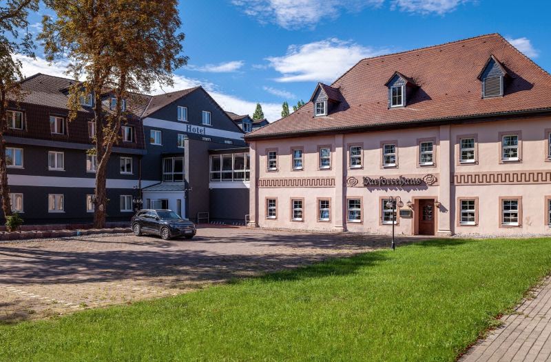 SL'Otel im Parforcehaus