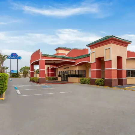 Baymont by Wyndham Orlando North Millenia