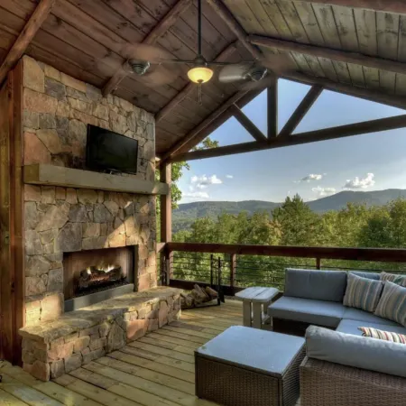 Chalet Blue Ridge