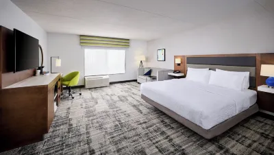 Hampton Inn and Suites by Hilton Windsor Hotels in Windsor
