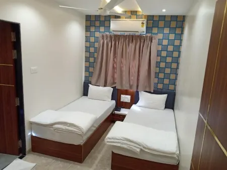 Hotel Suvarnam Residency Отели в г. Ахмеднагар