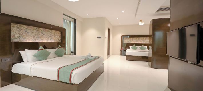 Zip by Spree Hotels Surat Hotel a Surat