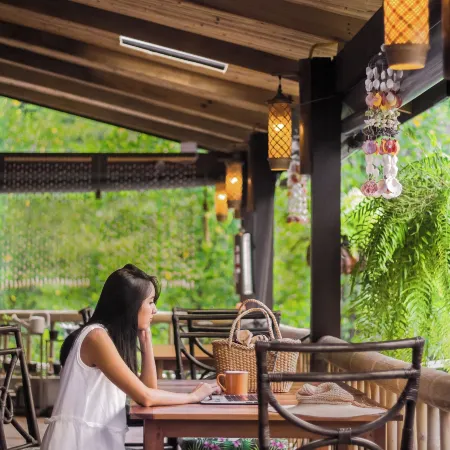 À la Koh Kood Resort Отели рядом с достопримечательностью «Ban Khlong Chao School»