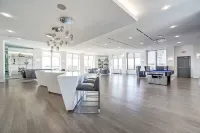 Upscale Apartments in Crystal City