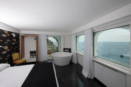 Palazzo Don Salvatore Отели рядом с достопримечательностью «Атрани»