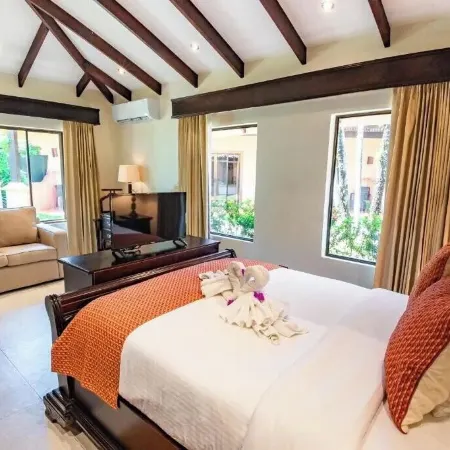 Marenaz Hotel
