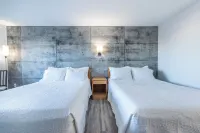 BLUE HORSE MOTEL - motel