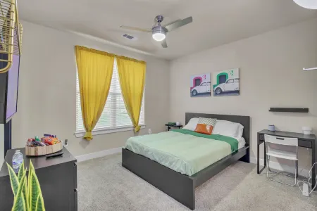 Tx Home Group- San Antonio Отели рядом с достопримечательностью «Сан-Антонио Ботаникал Гарден»