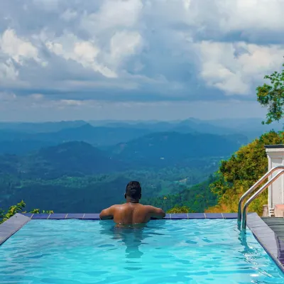 Misty Hills Villa Kadugannawa Hotels near Lankatilaka Temple