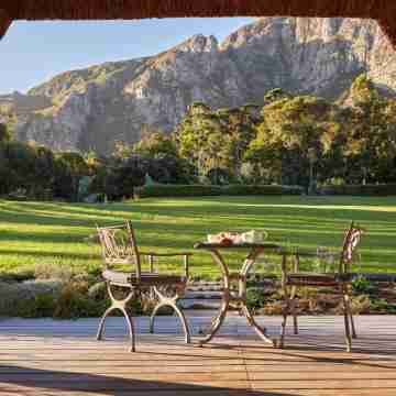 The Thatch House Hermanus Hotel Exterior